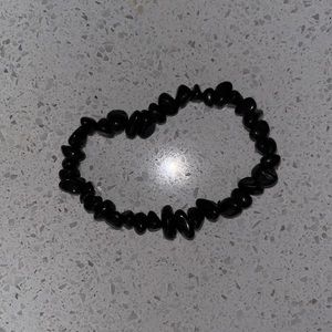 Stretchy shungite stone bracelet